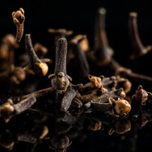Clove: kompozycja zapachowa / olejek zapachowy 100%