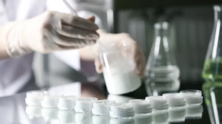 Aktywność wody w kosmetykach