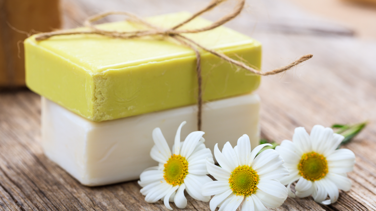 czy do mycia stref intymnych można używać mydła